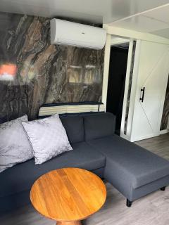 Zwart Pareltje - Kiel - 2