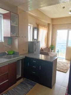 Mountain and City View 1Bedroom Condo - Baguio - 5