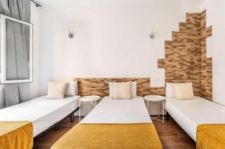 4- Bedroom Apartment in Gracia Village - Barcelona - 2
