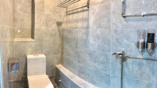 MET A Space Pod @ Chinatown - 3