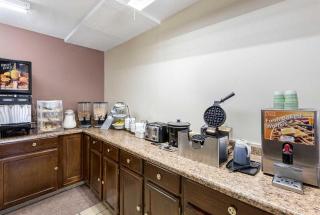 Americas Best Value Inn Beatrice - Beatrice - 5