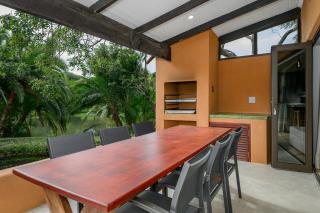 San Lameer Villa 2027 - 2 Bedroom Superior - 4 pax - San Lameer Rental Agency - 1