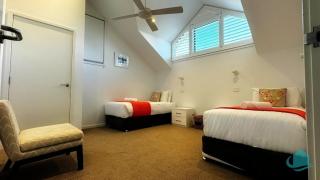 Pelican Escape Executive Home - 2