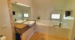 Pelican Escape Executive Home - 1