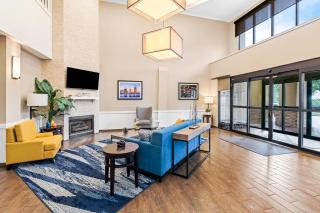 Comfort Suites Daphne - Mobile East Bay - 5