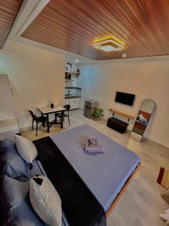 Hiraya Doors - Dauis - 7