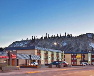 Quality Inn & Suites - Whitehorse - 0