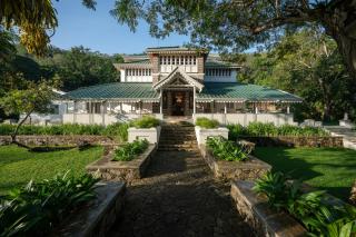 Southwinds Estate Bungalow - - 9