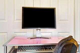 Howard Johnson by Wyndham South Lake Tahoe - 6