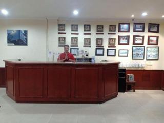 Hotel Augusta Jakarta - Jacarta - 5
