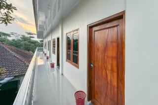 RedDoorz Syariah Zidney Near Rejosari Salatiga - Port Elgin - 1