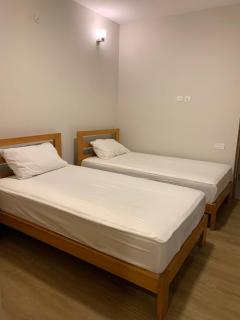 Pine Edge by T2R - Luxury 3BR Duplex Apartment Private Parking & Stunning Views in Khaira Gali near to Nathia Gali & Muree - Khaira Gali - 6