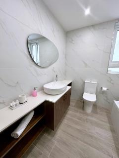 Luxury Stay Near Waterfront! - Il-Gżira - 2