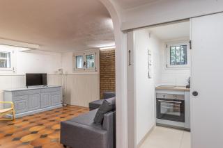 Taverna di Marzabotto-Hospital Station Parking - Modena - 8