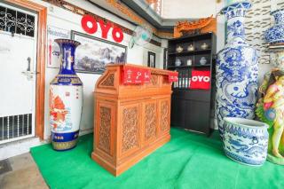 OYO 654 Samanmit Inn Hotel - Pattaya - 2