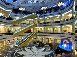 BaoHua Harbour View Hotel - Haikou - 8