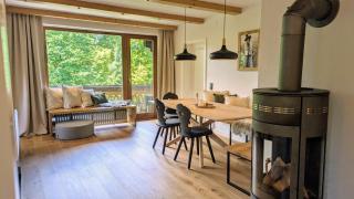 Die Watzmannsuite - Familienfreundliche Ferienwohnung in historischer Villa mit Kamin, Infrarotkabine, Balkon, Garten, nur 10 Gehminuten ins Zentrum von Berchtesgaden - Bischofswiesen - 0
