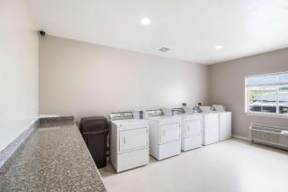 Rodeway Inn & Suites Port Arthur - Groves - Port Arthur - 4