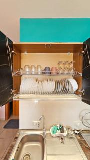 MAin Seaview Apartment - 8