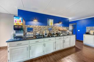 Best Western Shelbyville Inn and Suites Celebration Inn - Shelbyville - 3
