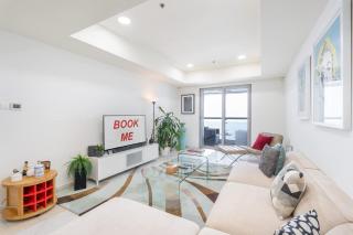 StayShort - Relaxing Sea View 2BR in Dubai Marina with Palm Jumeirah Views & Beach Access - 9