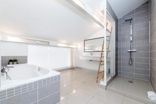 Valentine by Terry's Homes - Cannes - 5