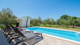 Naturia Holiday House - 1