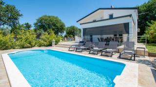 Naturia Holiday House - 9