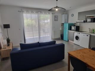 Cozy apartment with terrace, parking, 9 min train station - Bayonne - 9