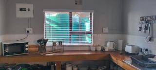 BlueCottage or Seaview Cottage at Coram Deo Lodge self catering - 7