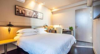 Jinjiang Inn Select Kunming High-speed South Railway University Town - Kunming - 3
