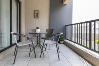 Cozy 2-bedroom apartment with a gym and pool - Sandton - 7
