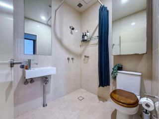 Collins Street Sub Penthouse Stunning City View - Melbourne - 3