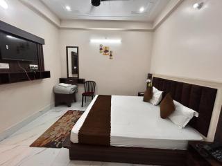 Hotel Prine Palace Near Ramjanambhoomi & Temple - Free Wi-Fi - Parking and Room Service - Fully Air Conditioning Rooms - Ayodhya - 7