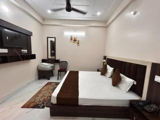 Hotel Prine Palace Near Ramjanambhoomi & Temple - Free Wi-Fi - Parking and Room Service - Fully Air Conditioning Rooms - Ayodhya - 5