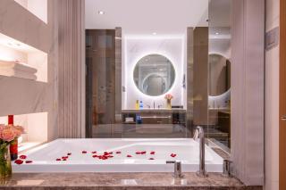 Crystal Orange Qingdao West Coast Golden Beach Hotel - Qingdao - 3