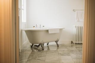 Islay House - Bridgend - 1