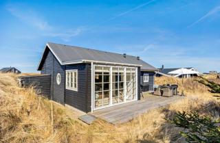 Beach Hotel Inspired Holiday Home At Tranum Strand - 7
