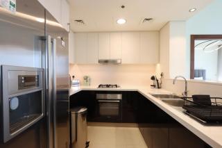 Prime Located 2BR Near Burj Khalifa & Dubai Mall - 6