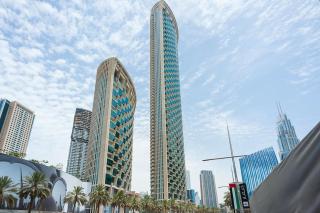 Prime Located 2BR Near Burj Khalifa & Dubai Mall - 5