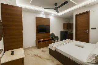 The GoldLeaf in South Delhi - New Delhi - 9
