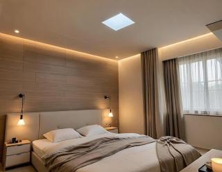 Lift Hotel - 1