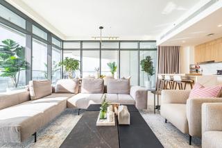 Luxury Stay, 3BR Palm View, Beach Vista - 2