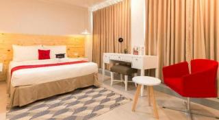 RedDoorz Premium near Greenbelt Makati - Vaccinated Staff - Manila - 9