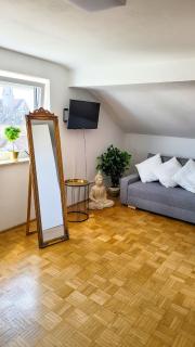 DG R- Helle 40m2 2-Zimmer Wohnung nähe Salzburg - Freilassing - 4