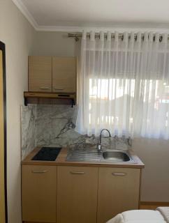 Andi's Apartment 2 - Gjirokastër - 6