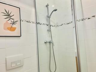 Chavalliaud 2 Super studio proche centre - 8