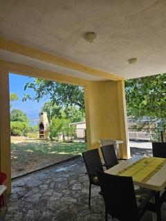 Family apartment by the beach - Gornji Karin - 0