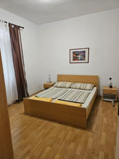 Family apartment by the beach - Gornji Karin - 1