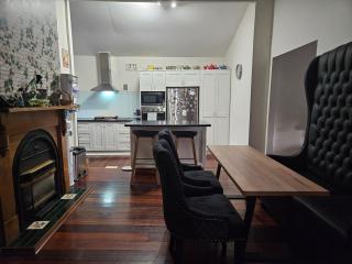 Globe Trotters Homestay - room in shared private residence - 4